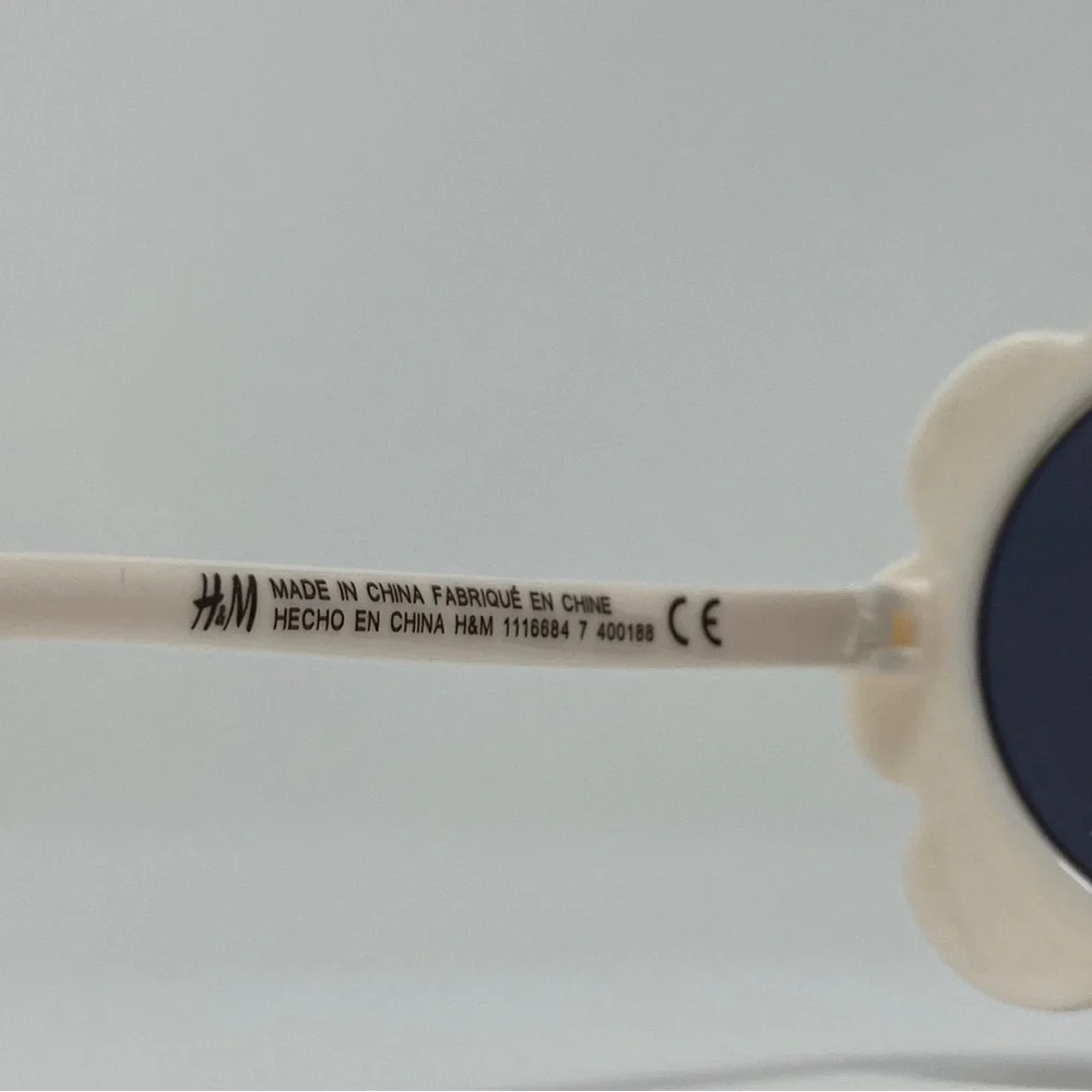 Sunglasses for babies H&M